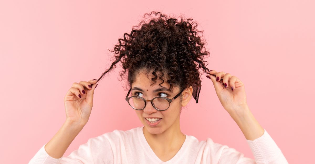 trim curly hair for bounce